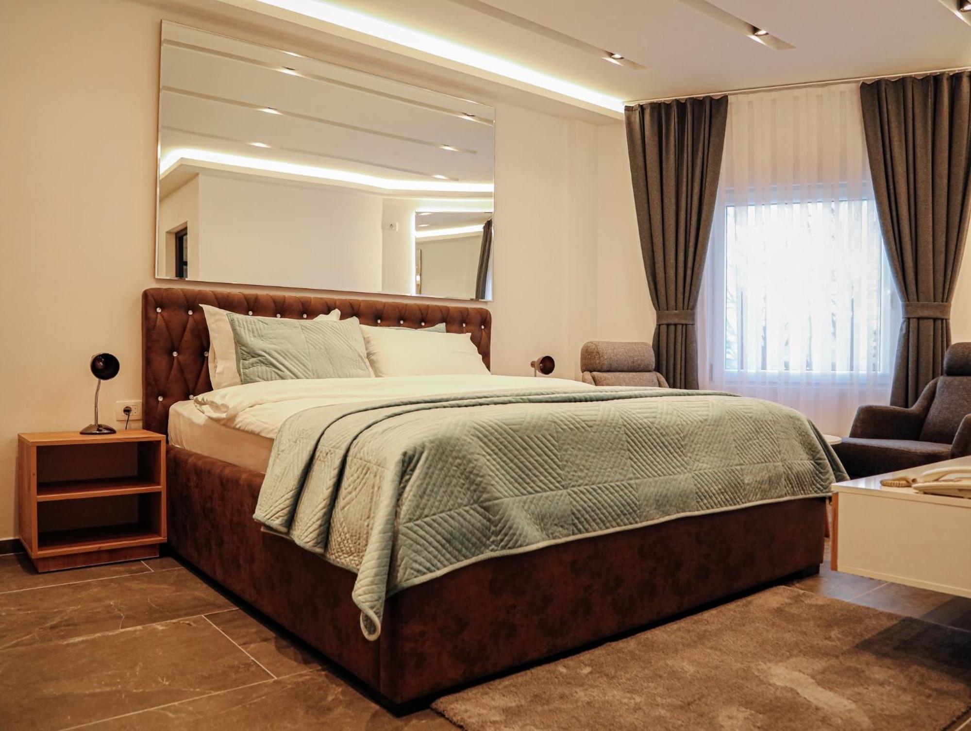 Hotel Europa 92 Ferizaj Buitenkant foto