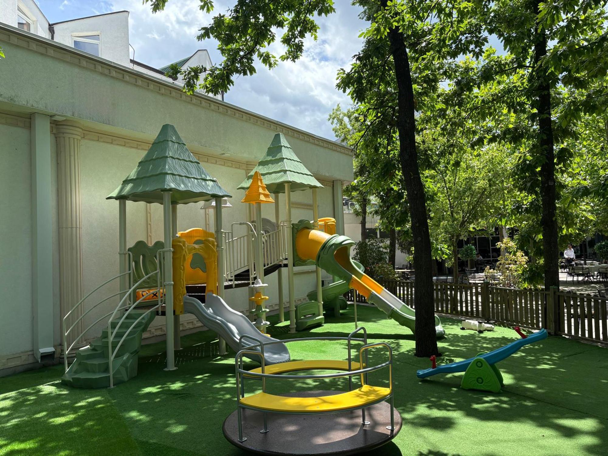 Hotel Europa 92 Ferizaj Buitenkant foto